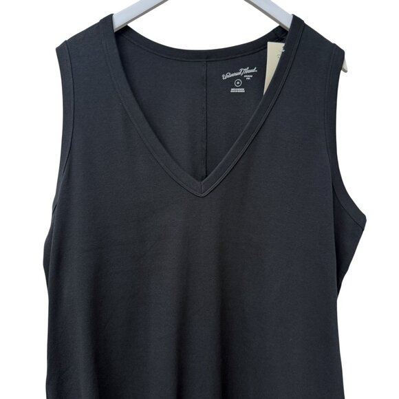 Universal Thread Sleeveless Top Womens Plus Size 2X Black V-Neck Tee Cotton NWT - Picture 2 of 7